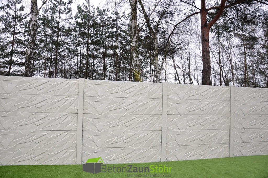 Betonzaun X-Line — montiert